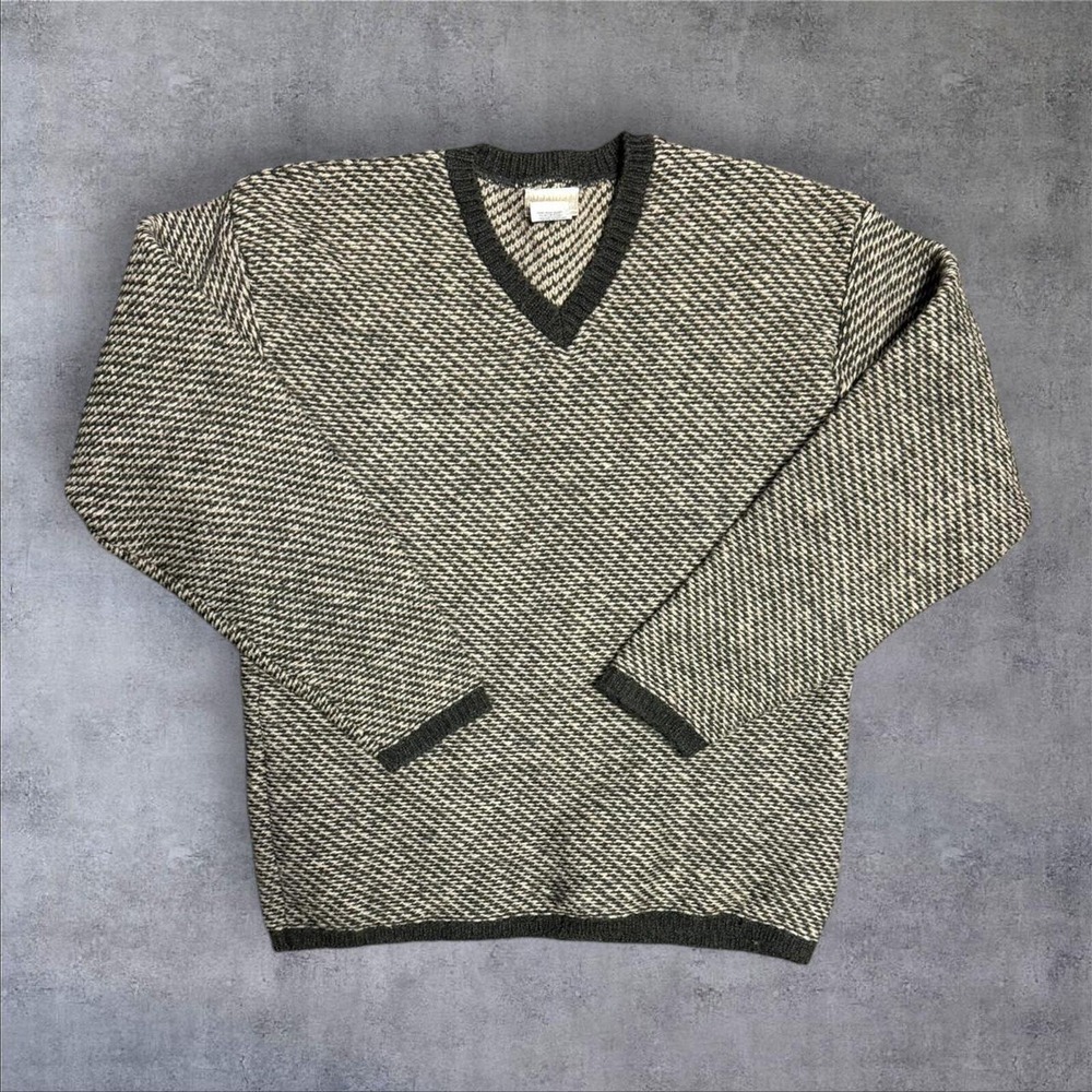 Vintage 90s wool blend gray‎ sweater medium baggy essentials